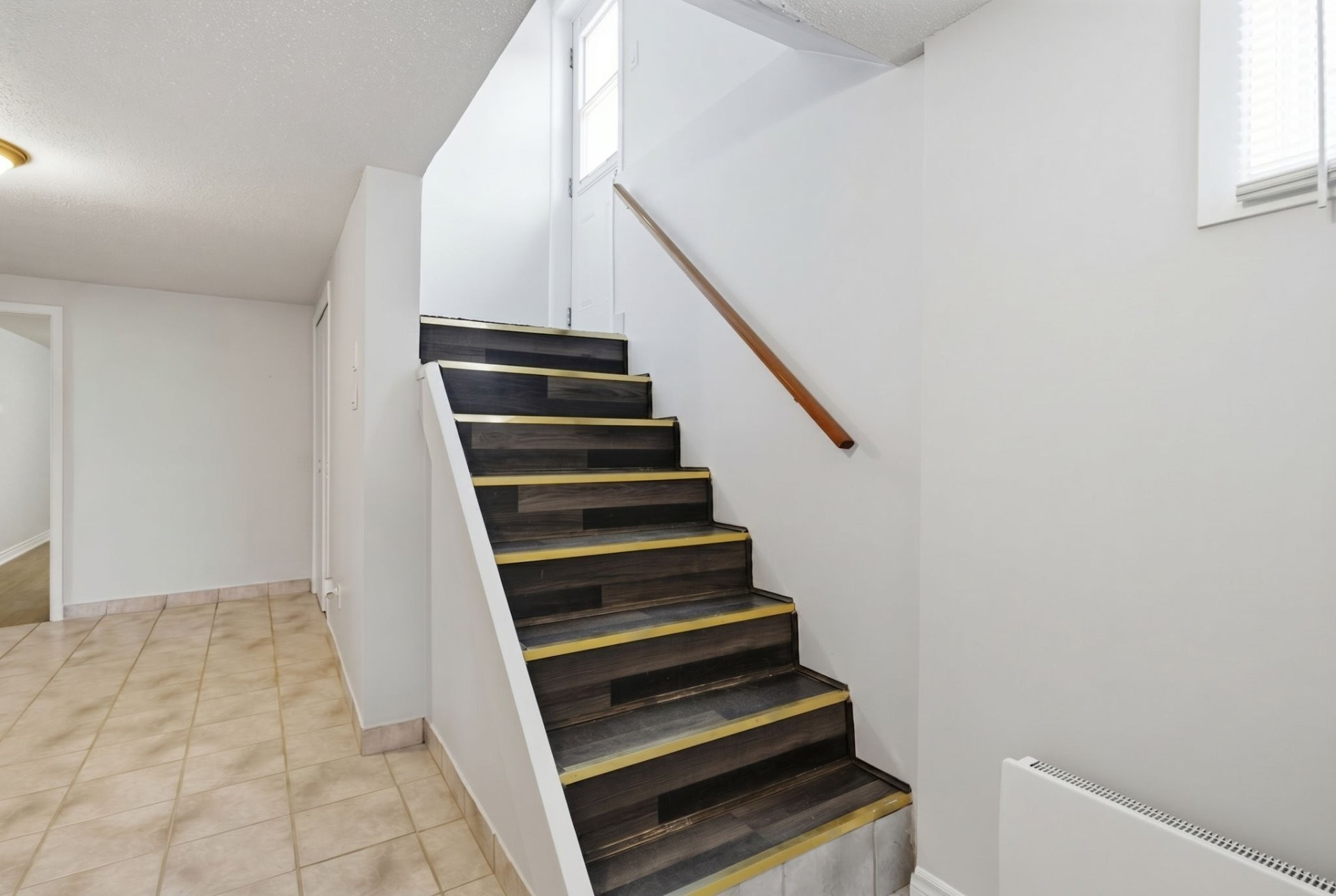 









394


Rue Brébeuf

,
Gatineau (Gatineau),




QC
J8P5W1


