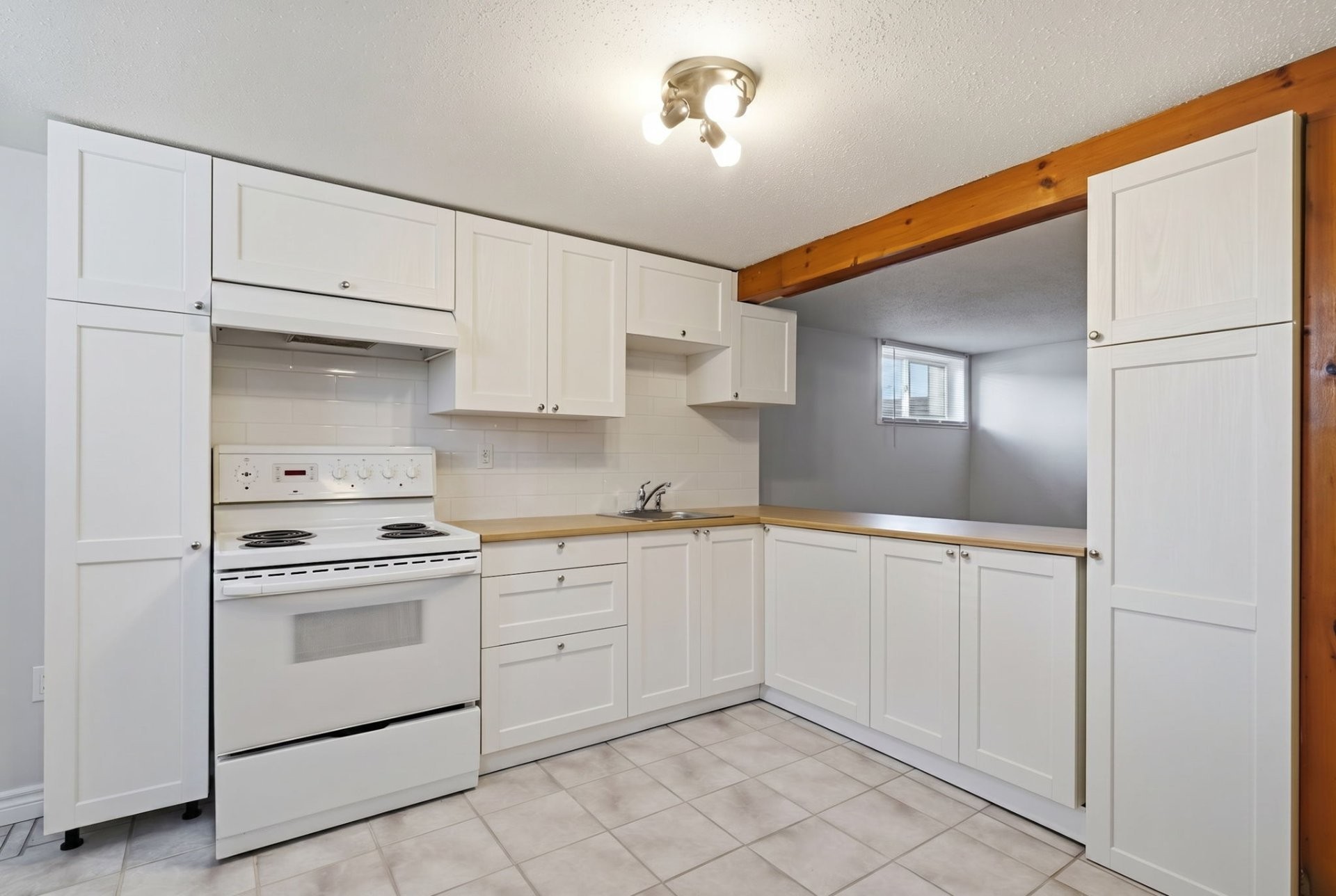 









394


Rue Brébeuf

,
Gatineau (Gatineau),




QC
J8P5W1

