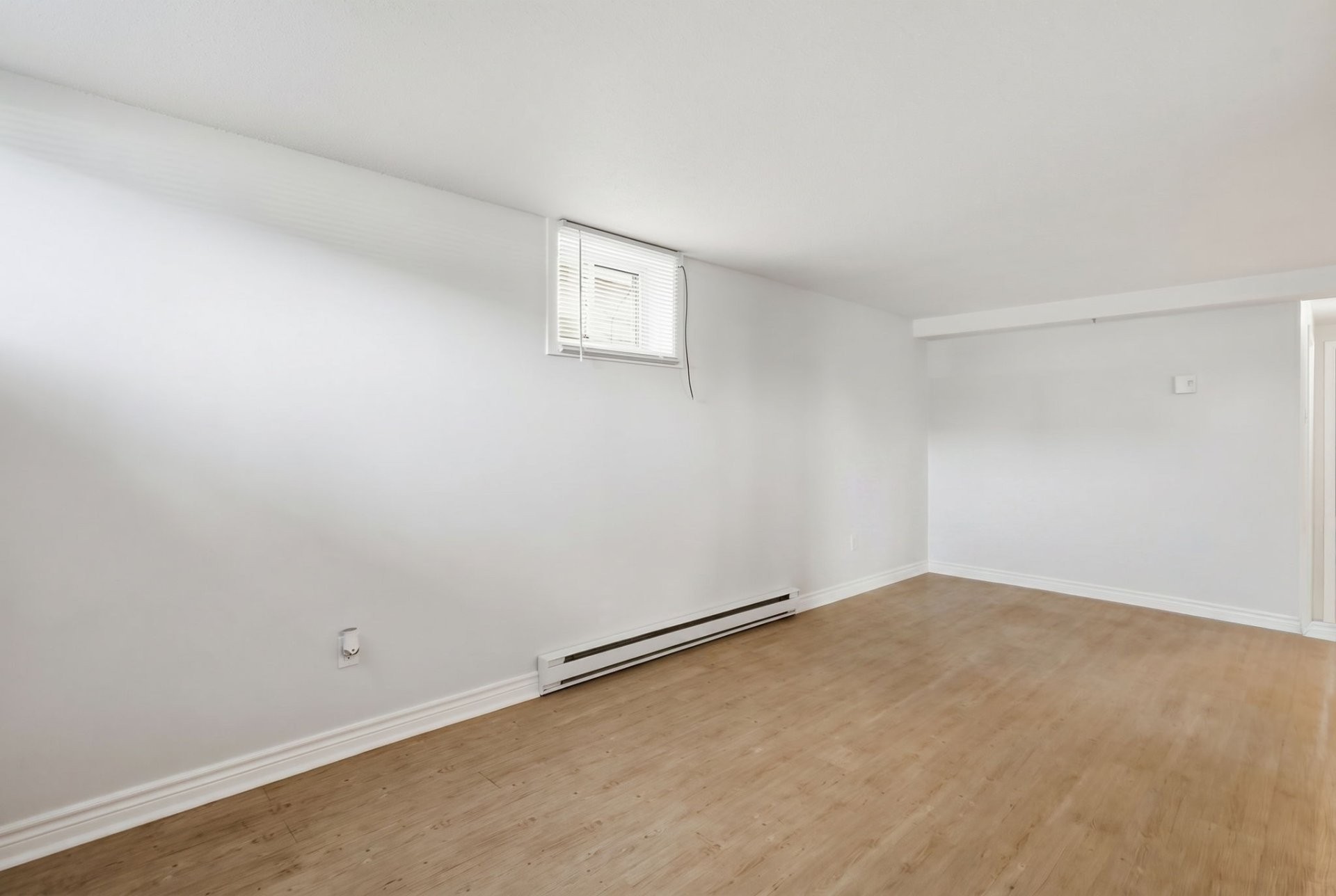 









394


Rue Brébeuf

,
Gatineau (Gatineau),




QC
J8P5W1

