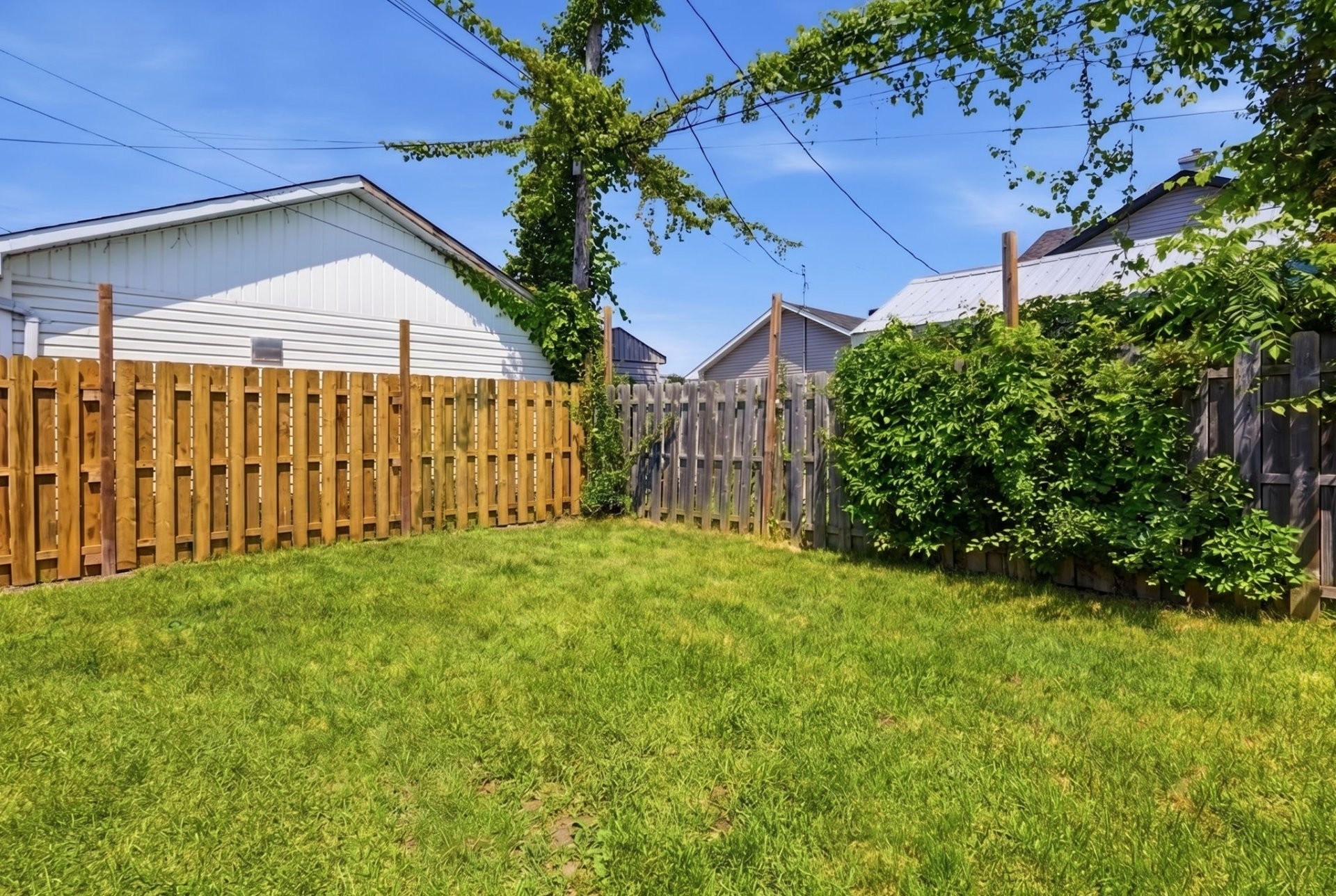 









394


Rue Brébeuf

,
Gatineau (Gatineau),




QC
J8P5W1

