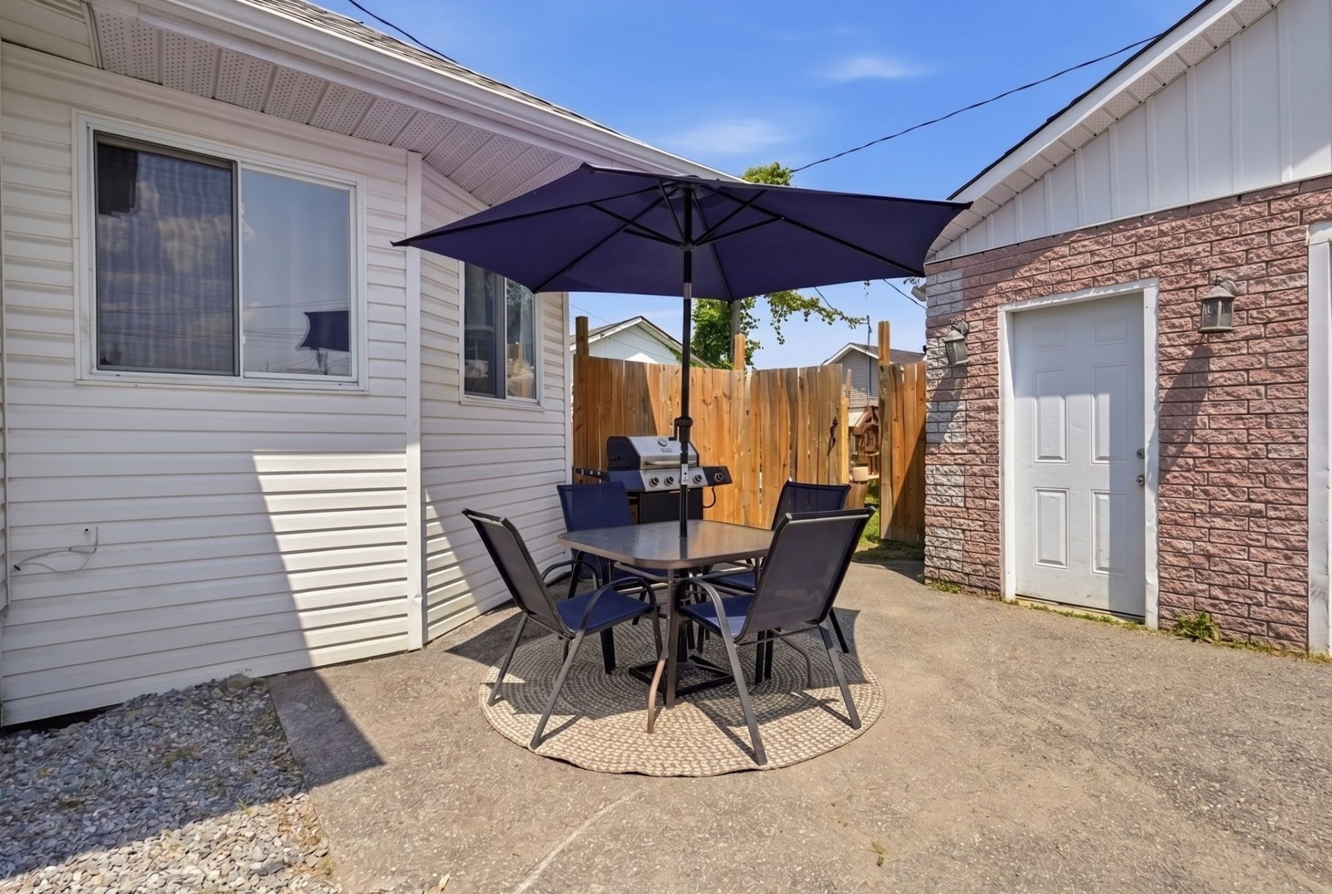 









394


Rue Brébeuf

,
Gatineau (Gatineau),




QC
J8P5W1

