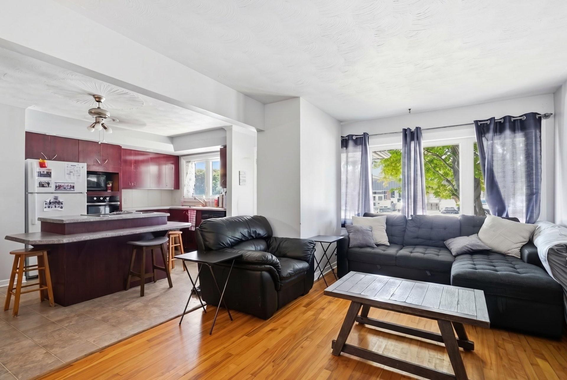 









394


Rue Brébeuf

,
Gatineau (Gatineau),




QC
J8P5W1

