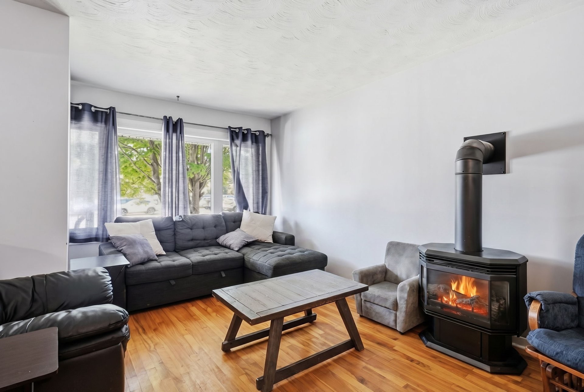 









394


Rue Brébeuf

,
Gatineau (Gatineau),




QC
J8P5W1

