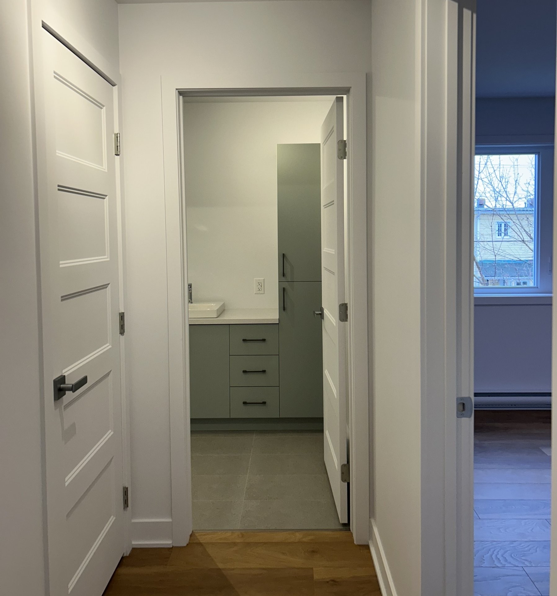 









57


Rue Joron

, 4,
Salaberry-de-Valleyfield,




QC
J6S3M2

