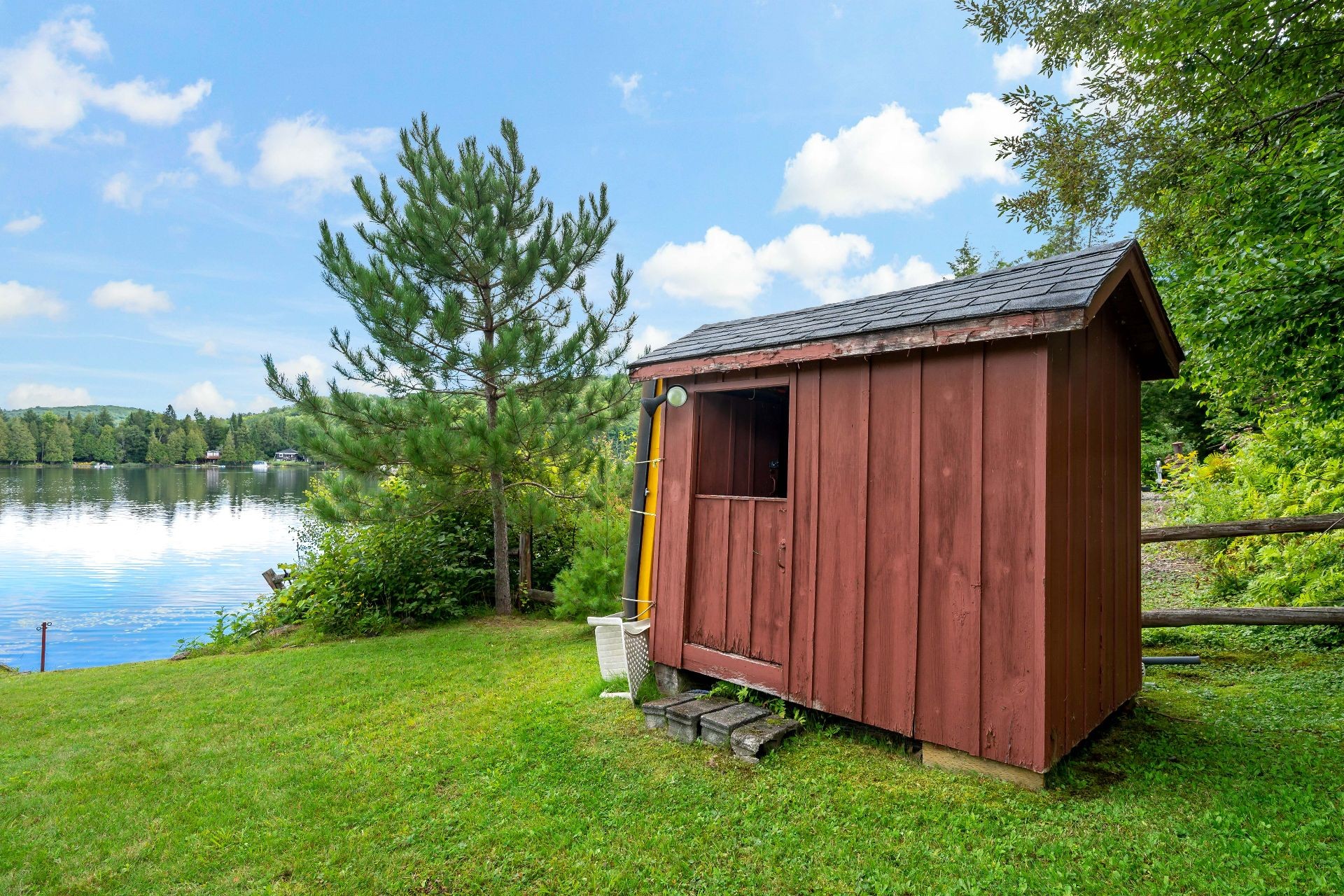 









188


Ch. White

,
Harrington,




QC
J8G2T3

