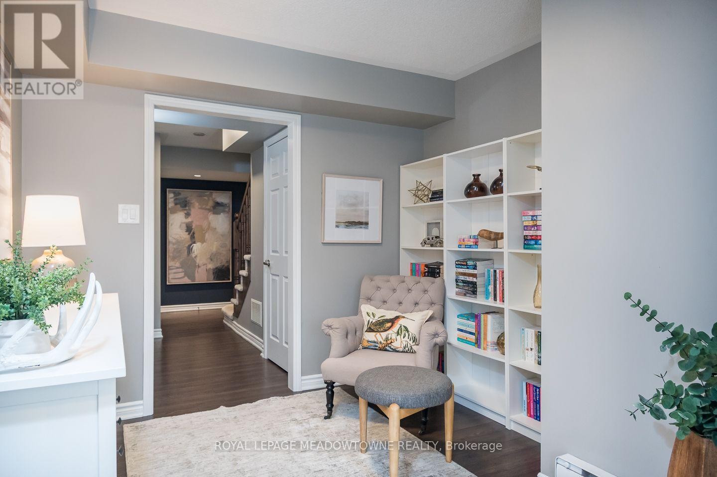 












275 EVES GATE

,
Milton,




Ontario
L9E0A2

