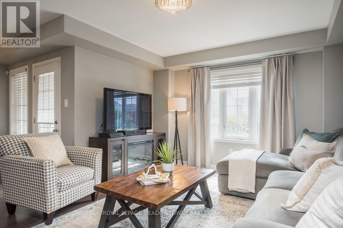 












275 EVES GATE

,
Milton,




Ontario
L9E0A2

