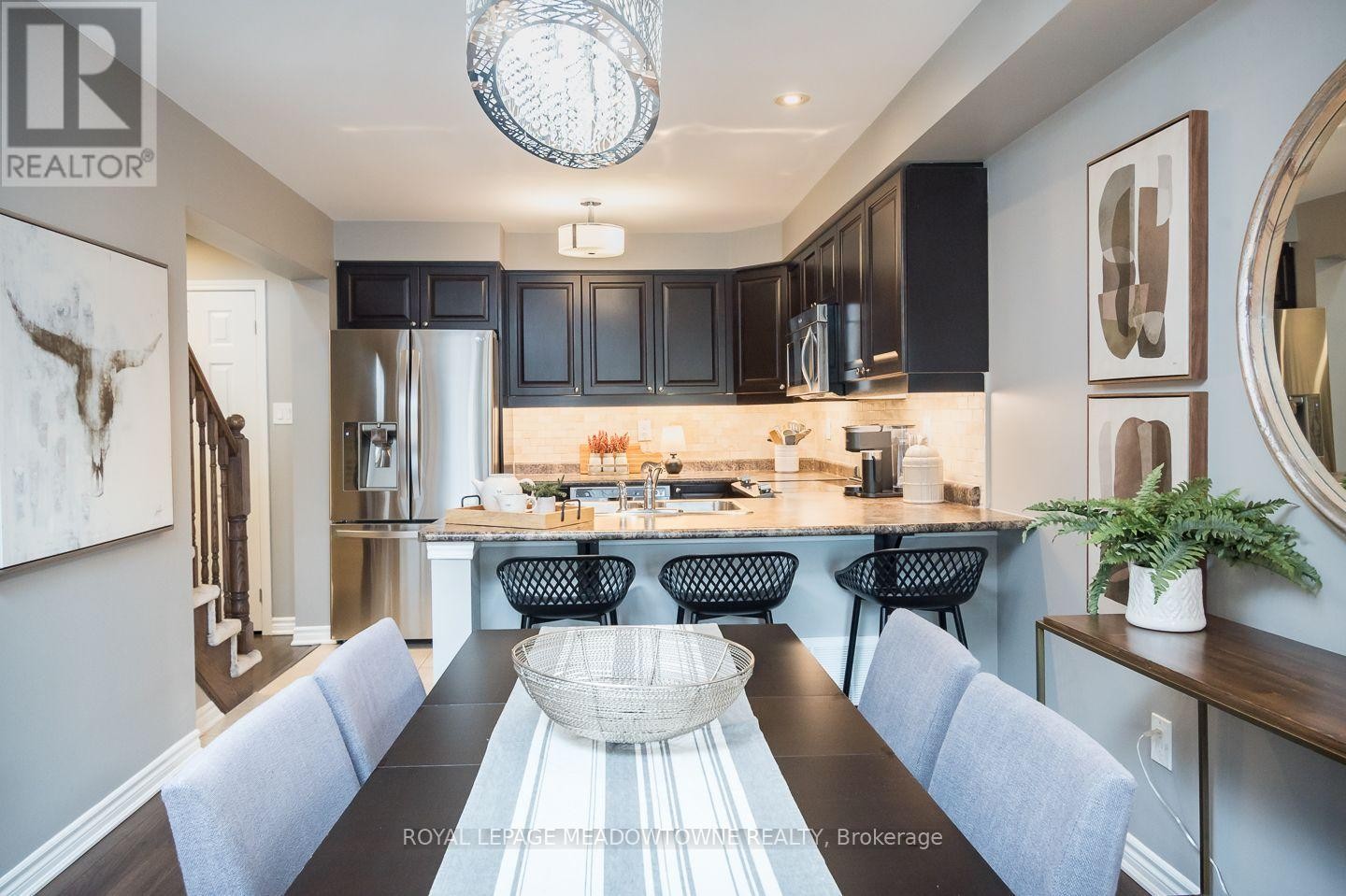 












275 EVES GATE

,
Milton,




Ontario
L9E0A2

