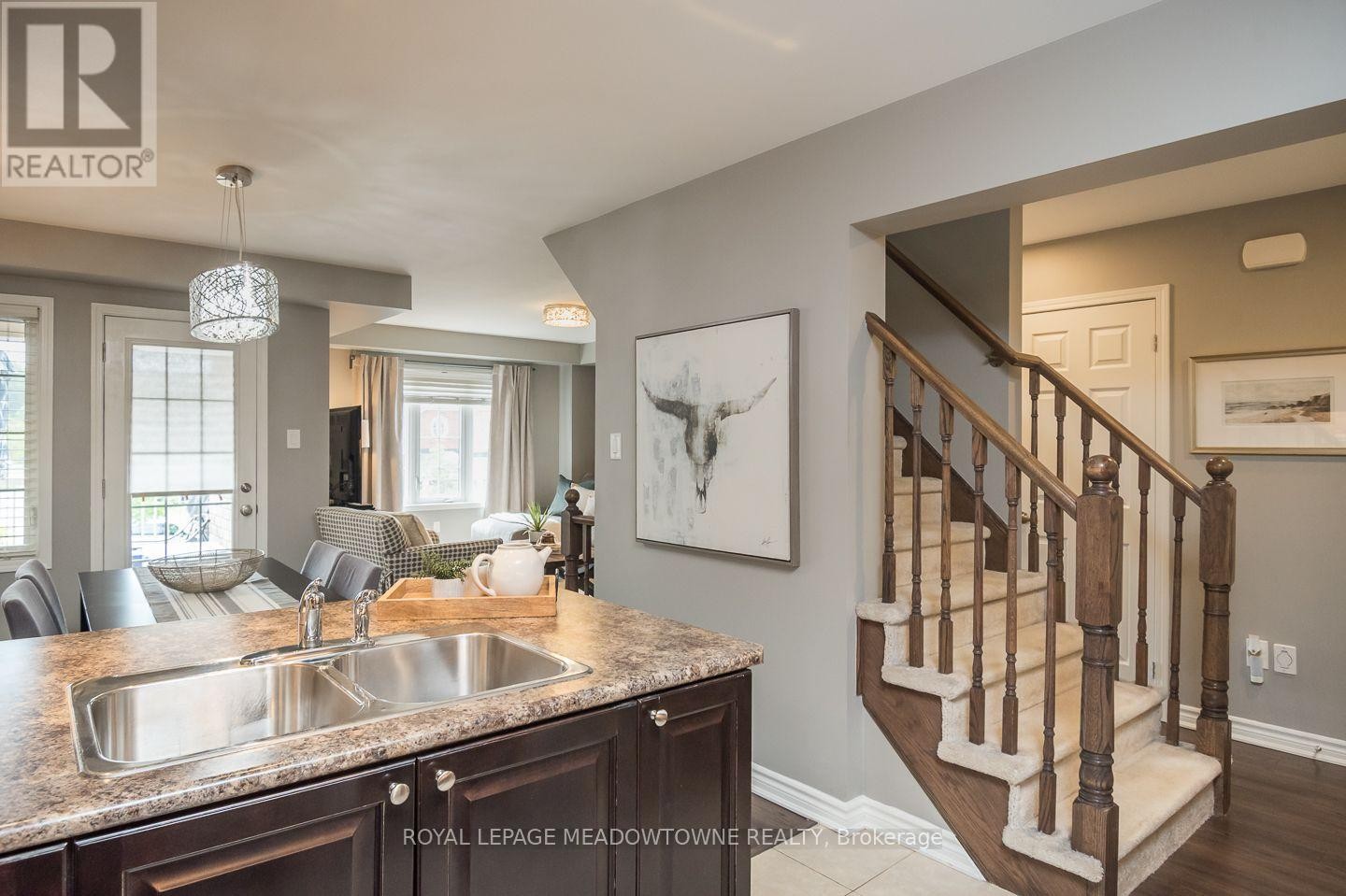 












275 EVES GATE

,
Milton,




Ontario
L9E0A2

