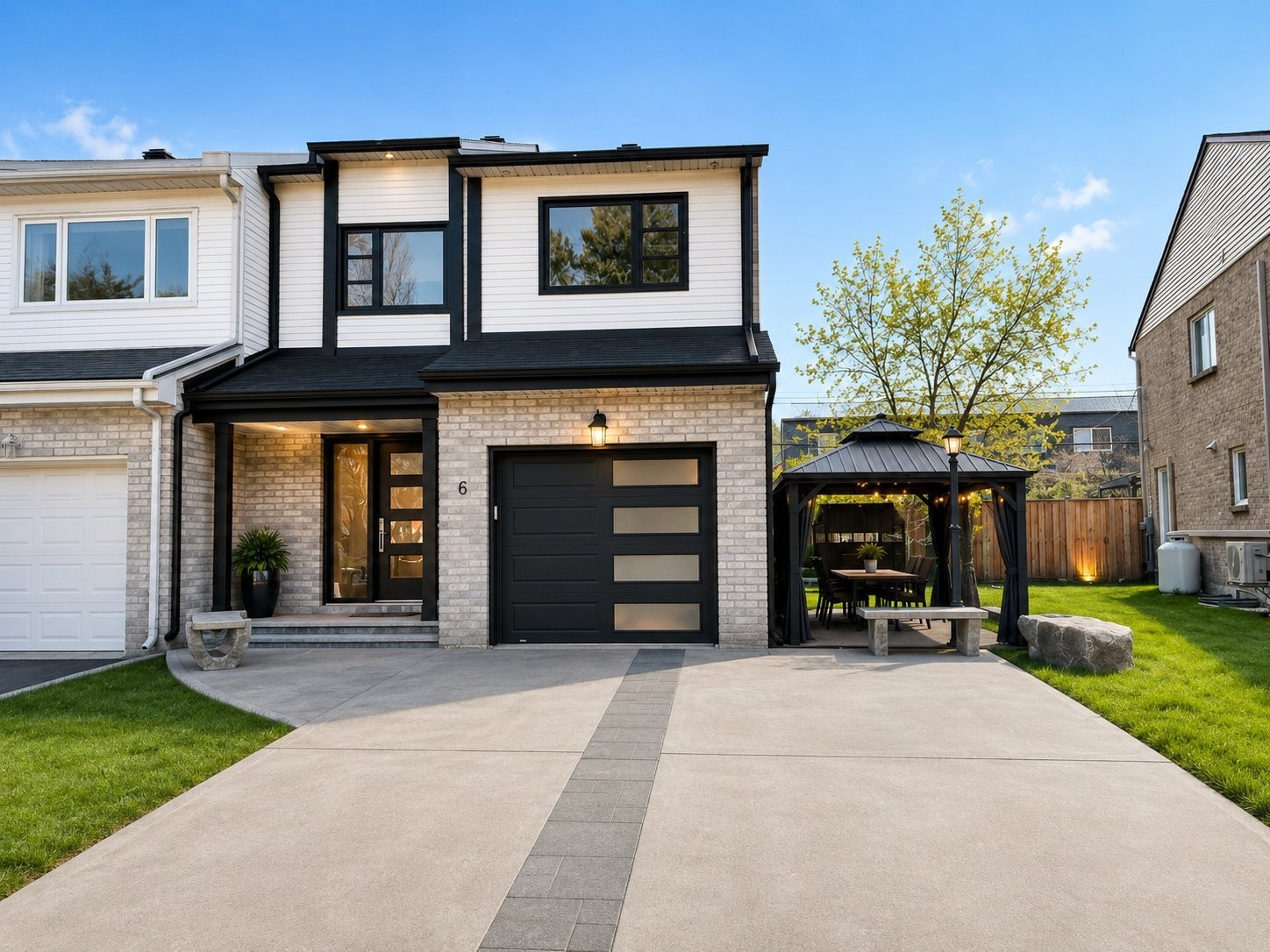 









6


Rue Frank-Toope

,
Kirkland,




QC
H9J3Y2

