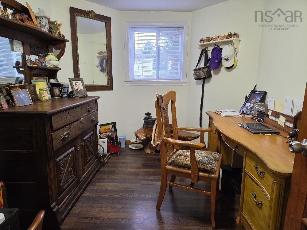 












7 Douglas St

,
Truro,




NS
B2N 2E6

