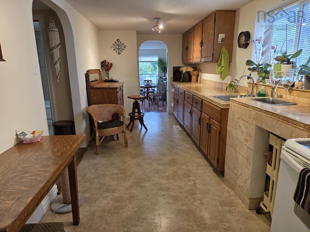 












7 Douglas St

,
Truro,




NS
B2N 2E6

