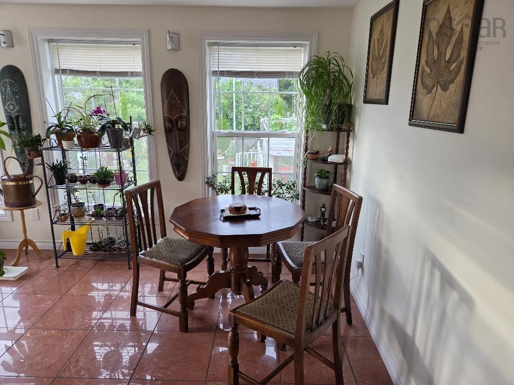 












7 Douglas St

,
Truro,




NS
B2N 2E6

