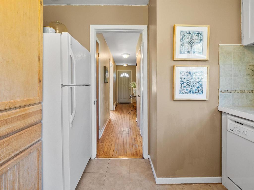 












29 Clearview Street

,
Spryfield,




NS
B3R 1N7

