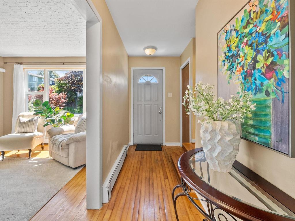 












29 Clearview Street

,
Spryfield,




NS
B3R 1N7

