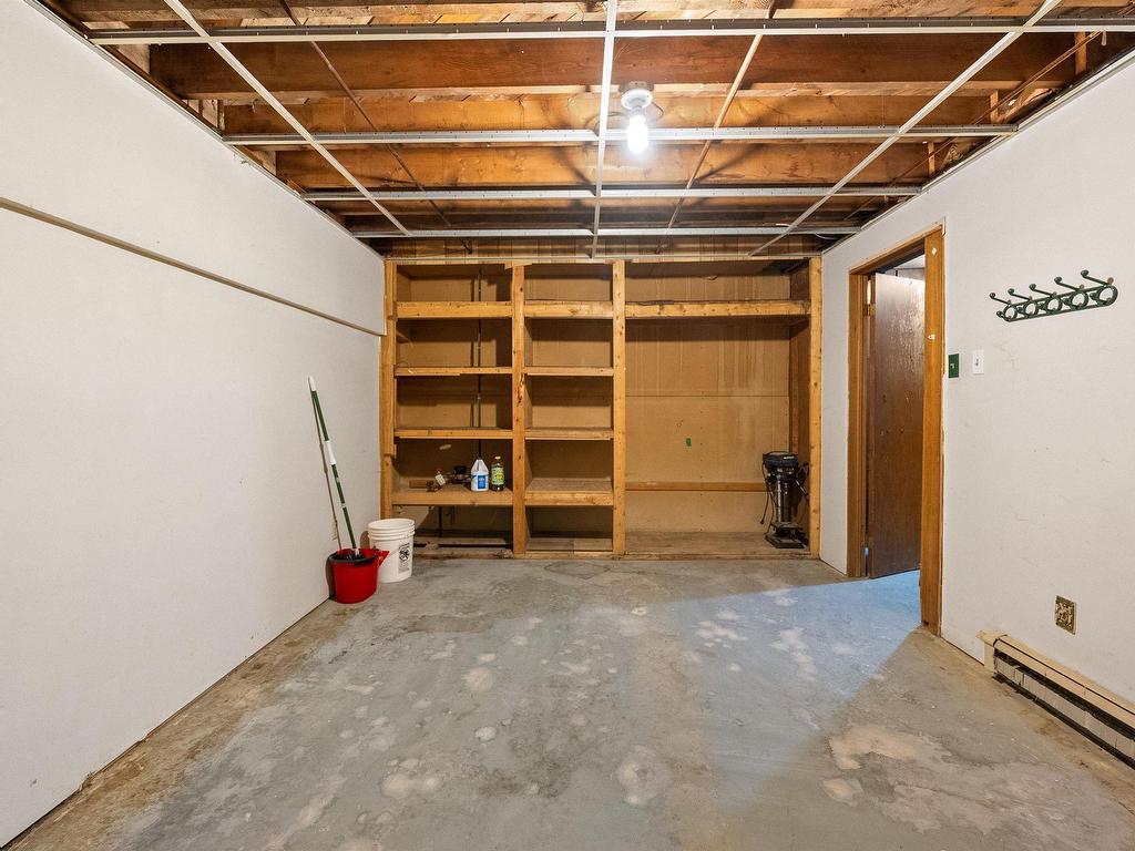 












29 Clearview Street

,
Spryfield,




NS
B3R 1N7


