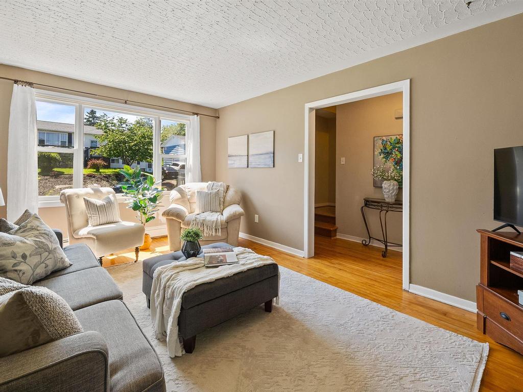 












29 Clearview Street

,
Spryfield,




NS
B3R 1N7

