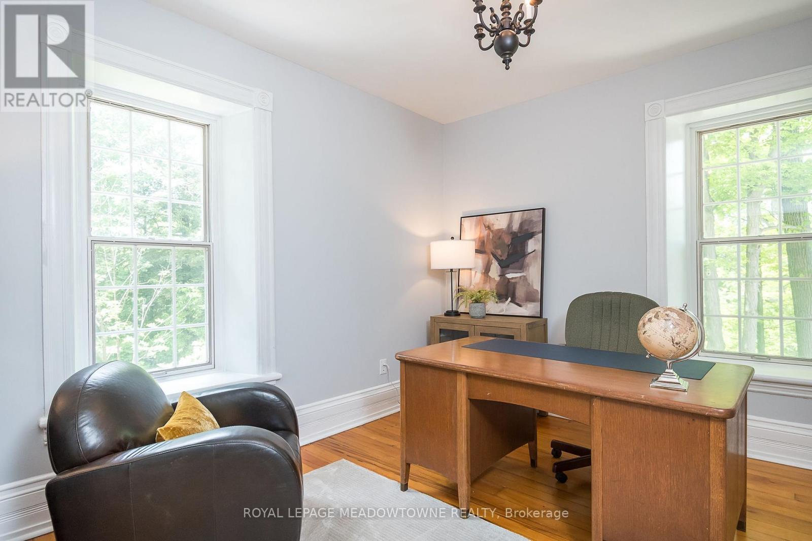












9920 REGIONAL ROAD 25 ROAD

,
Halton Hills,




Ontario
L9T2X7

