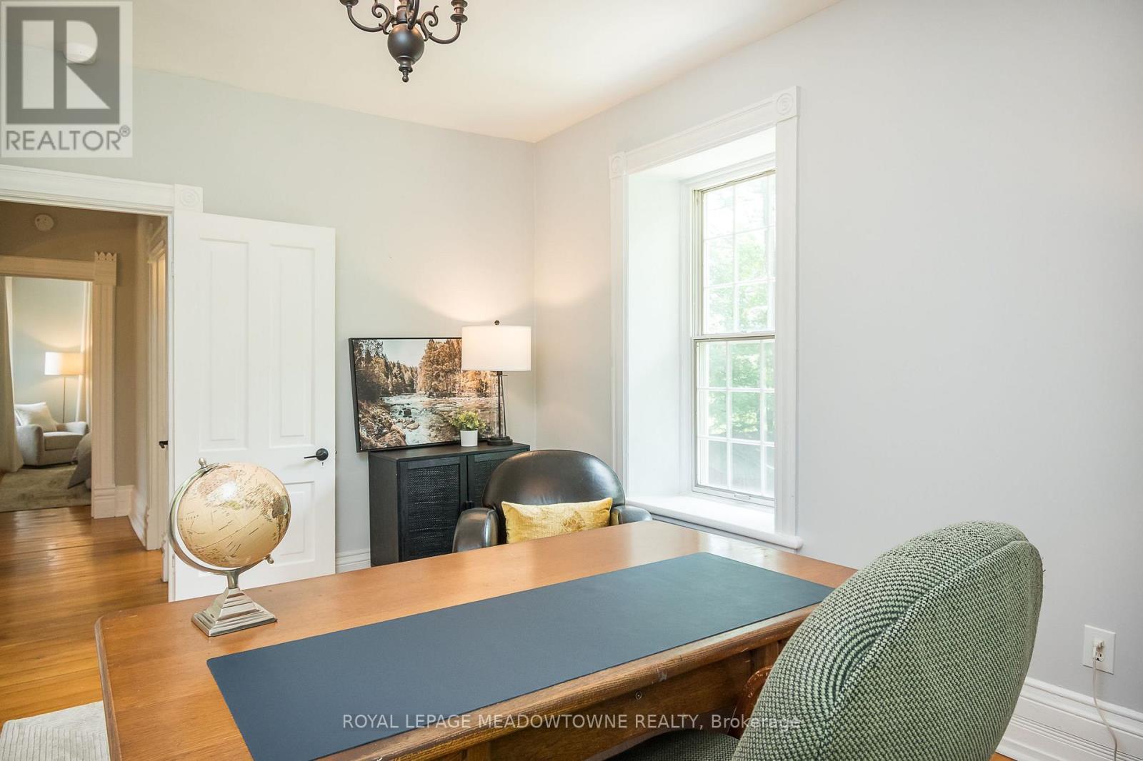 












9920 REGIONAL ROAD 25 ROAD

,
Halton Hills,




Ontario
L9T2X7

