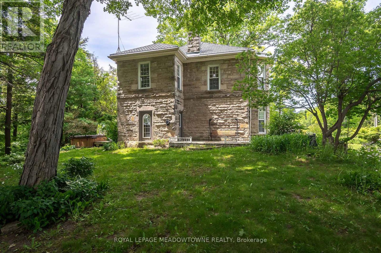 












9920 REGIONAL ROAD 25 ROAD

,
Halton Hills,




Ontario
L9T2X7

