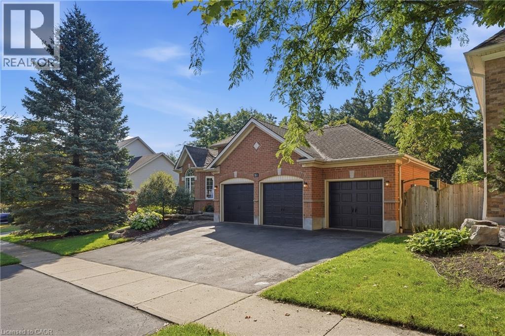 












51 AUTUMN RIDGE Trail

,
Kitchener,




Ontario
N2P2J6

