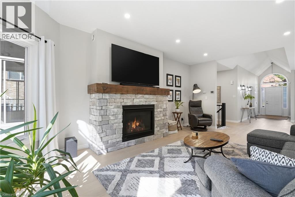 












51 AUTUMN RIDGE Trail

,
Kitchener,




Ontario
N2P2J6


