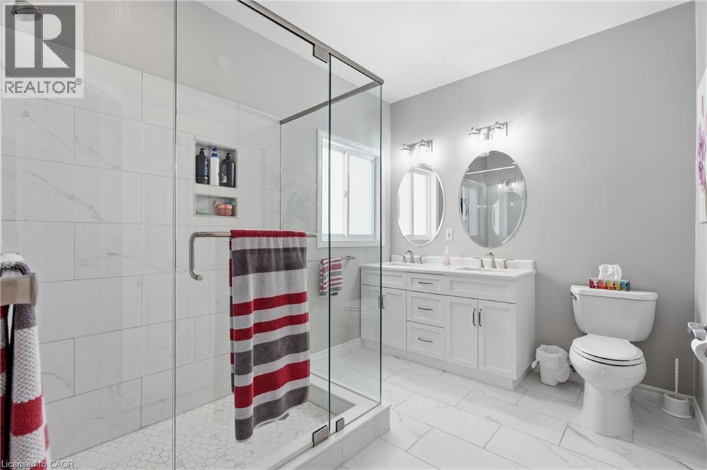 












51 AUTUMN RIDGE Trail

,
Kitchener,




Ontario
N2P2J6

