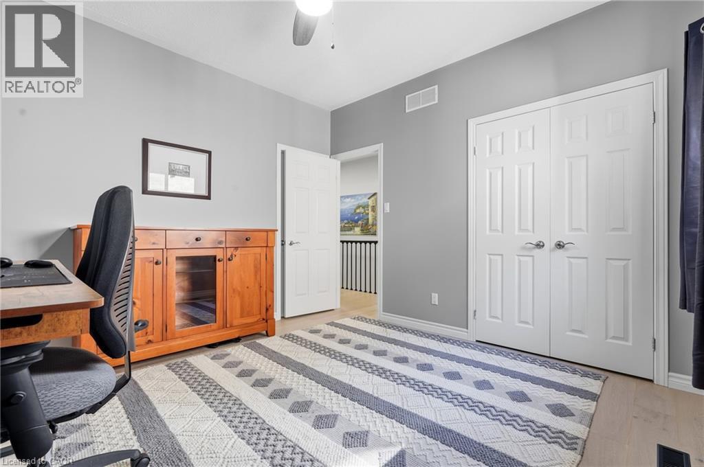 












51 AUTUMN RIDGE Trail

,
Kitchener,




Ontario
N2P2J6

