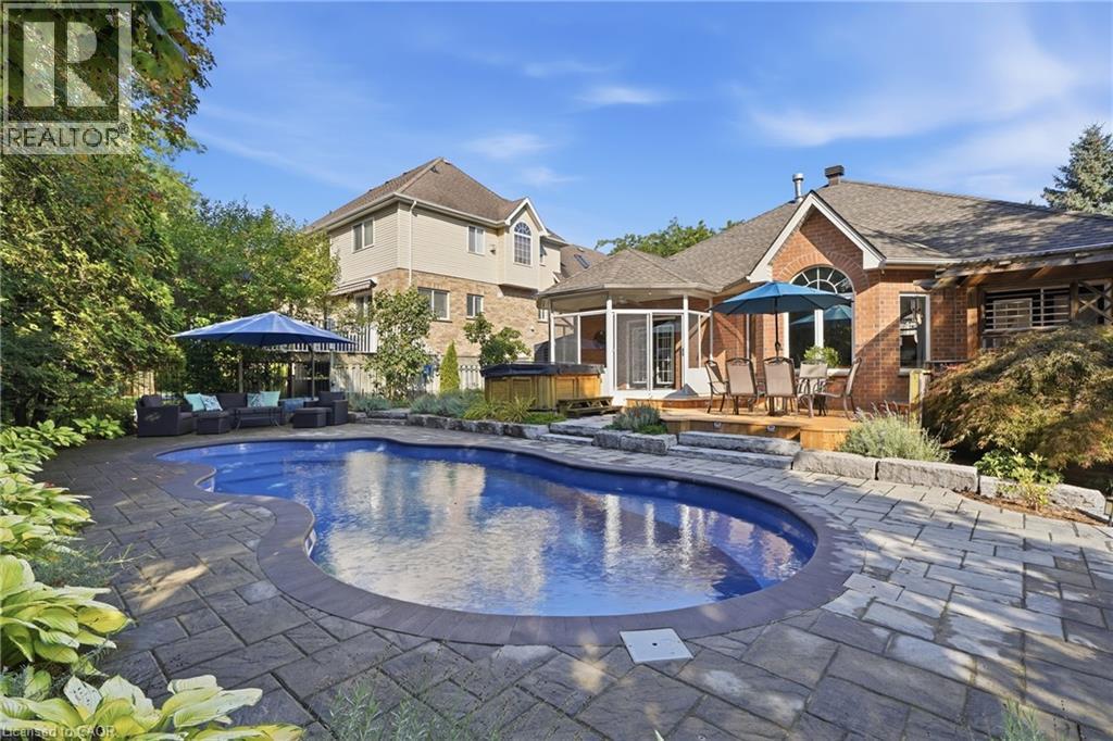 












51 AUTUMN RIDGE Trail

,
Kitchener,




Ontario
N2P2J6

