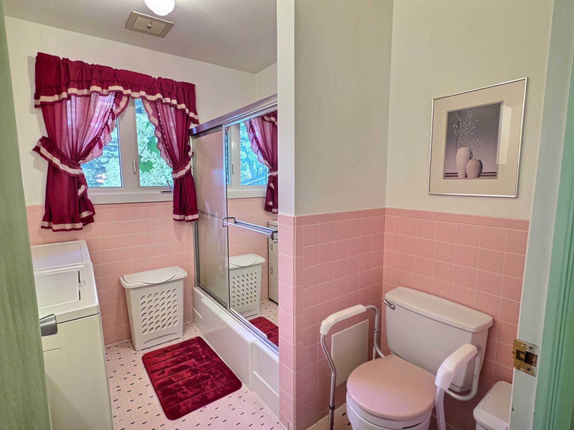 









2617


Rue Dubose

,
Saguenay (Jonquière),




QC
G7S1B3


