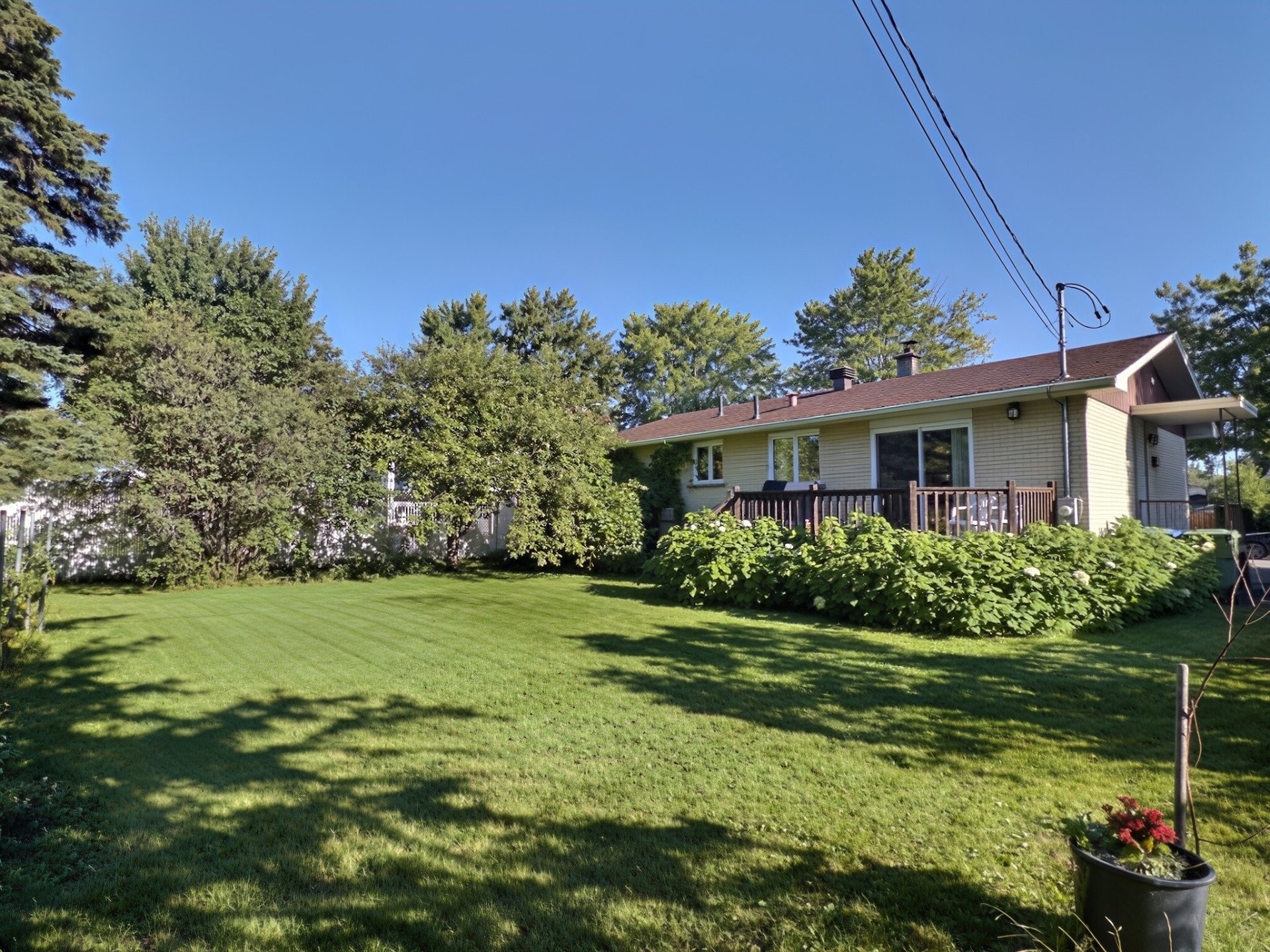 









2617


Rue Dubose

,
Saguenay (Jonquière),




QC
G7S1B3

