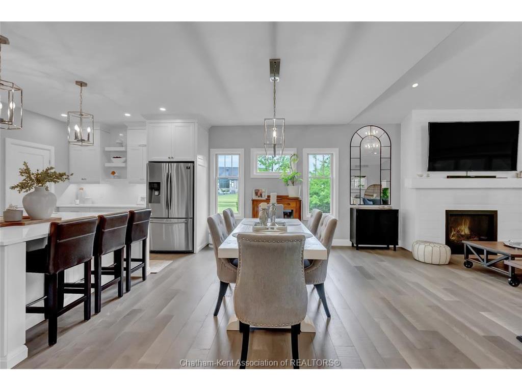 









21267


Adams

Crescent,
Mckay's Corners,




ON
N7M 5J3

