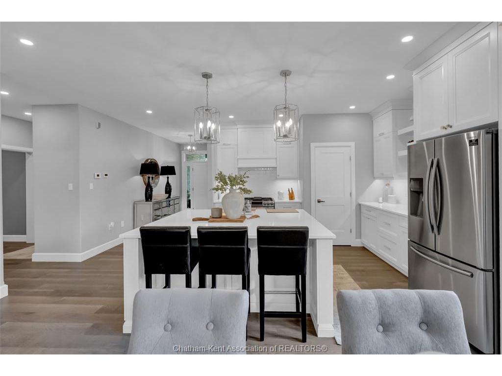 









21267


Adams

Crescent,
Mckay's Corners,




ON
N7M 5J3

