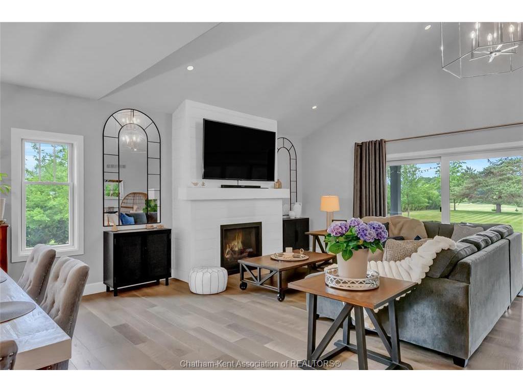 









21267


Adams

Crescent,
Mckay's Corners,




ON
N7M 5J3


