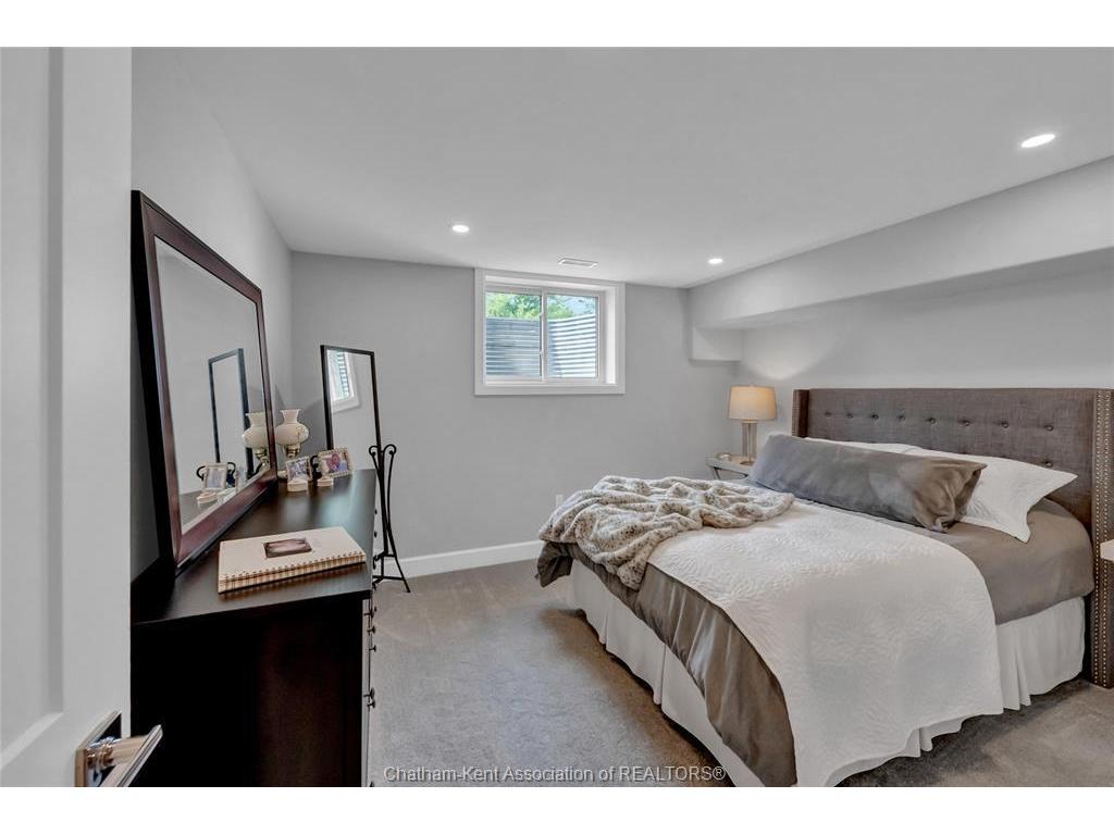 









21267


Adams

Crescent,
Mckay's Corners,




ON
N7M 5J3

