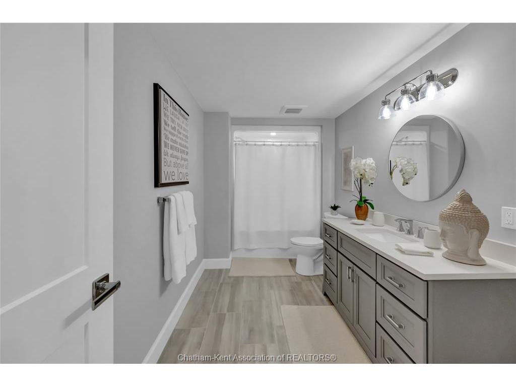 









21267


Adams

Crescent,
Mckay's Corners,




ON
N7M 5J3

