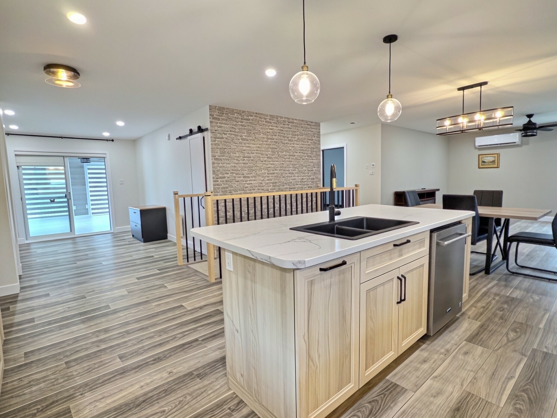 









9


Rue Ranger

,
Ville-Marie,




QC
J9V1Y3

