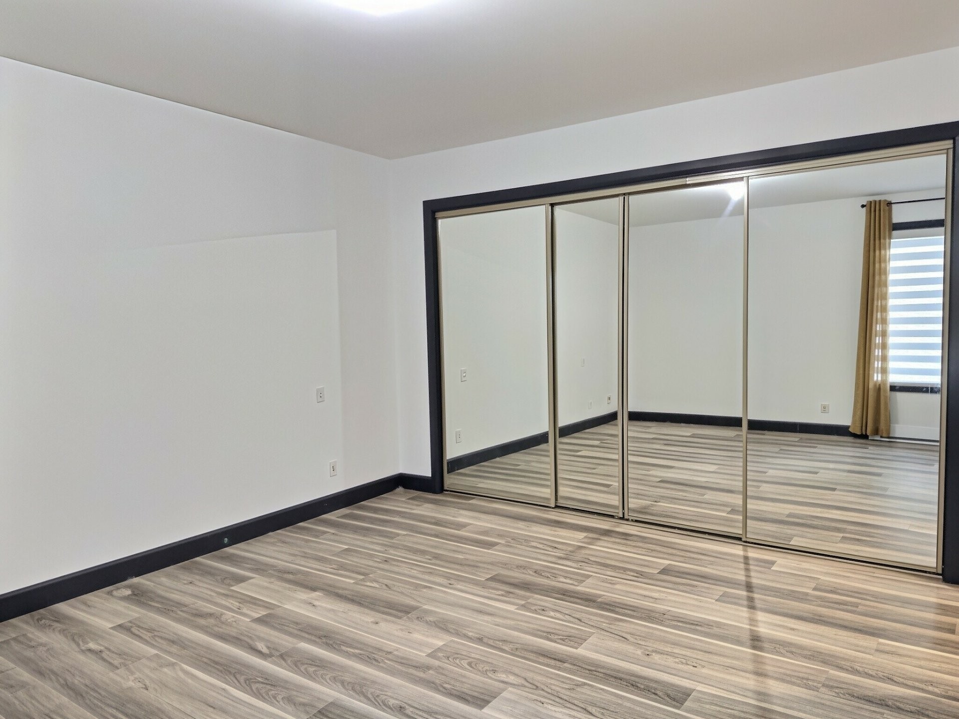 









9


Rue Ranger

,
Ville-Marie,




QC
J9V1Y3

