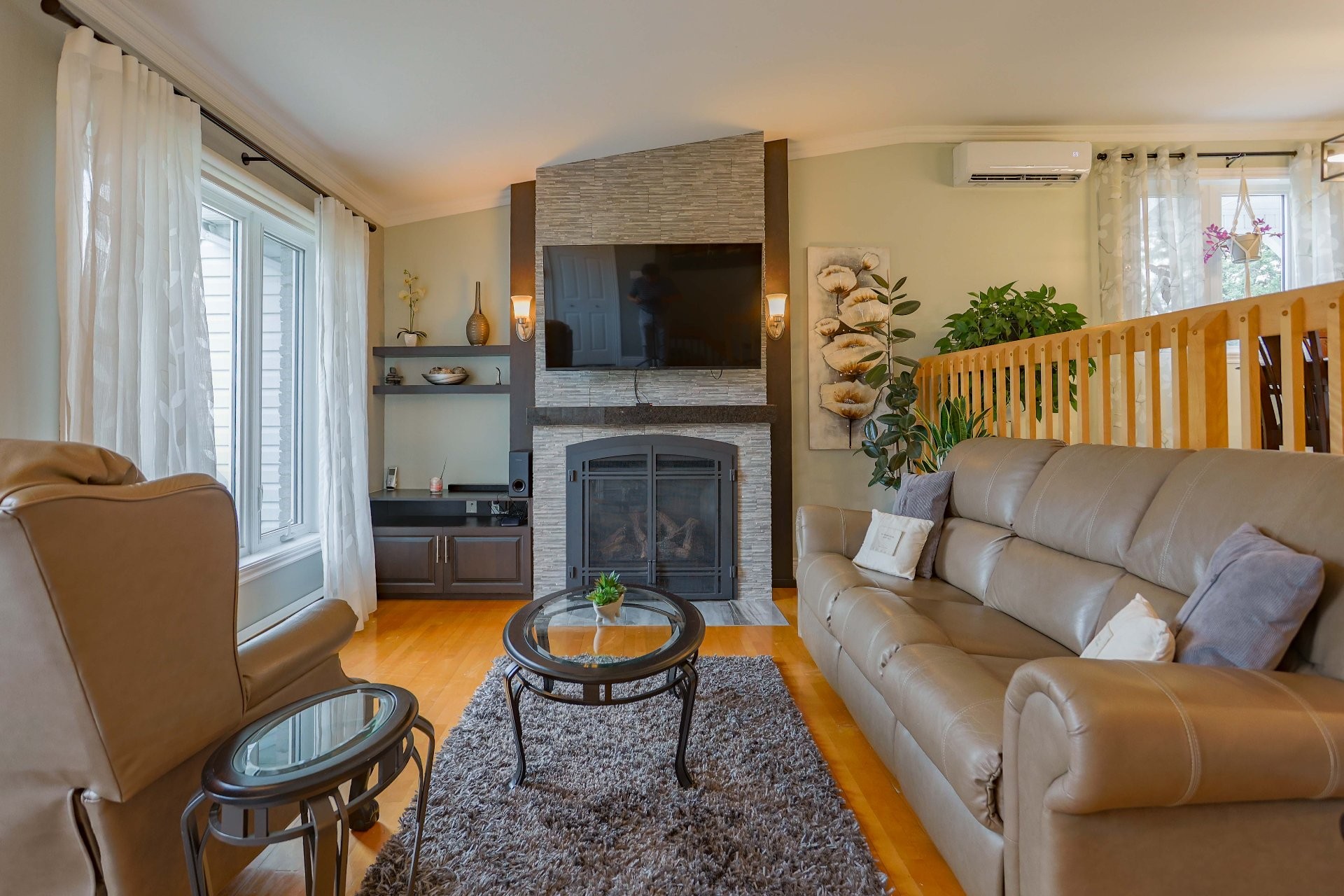 









971


Route de Red Mill S.

,
Trois-Rivières,




QC
G8V2B6

