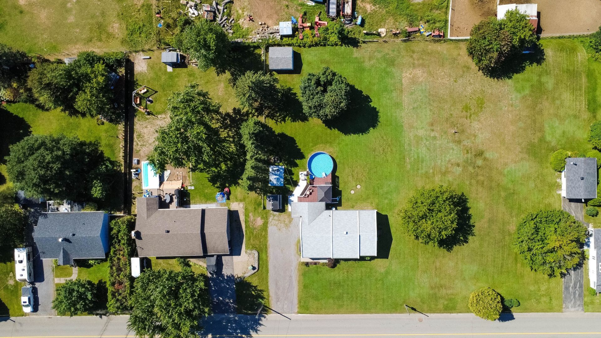









971


Route de Red Mill S.

,
Trois-Rivières,




QC
G8V2B6

