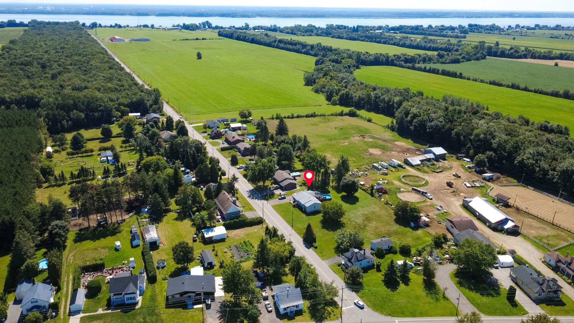 









971


Route de Red Mill S.

,
Trois-Rivières,




QC
G8V2B6

