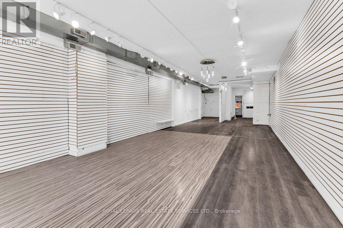 












1366 QUEEN STREET W

,
Toronto,




Ontario
M6K1L7

