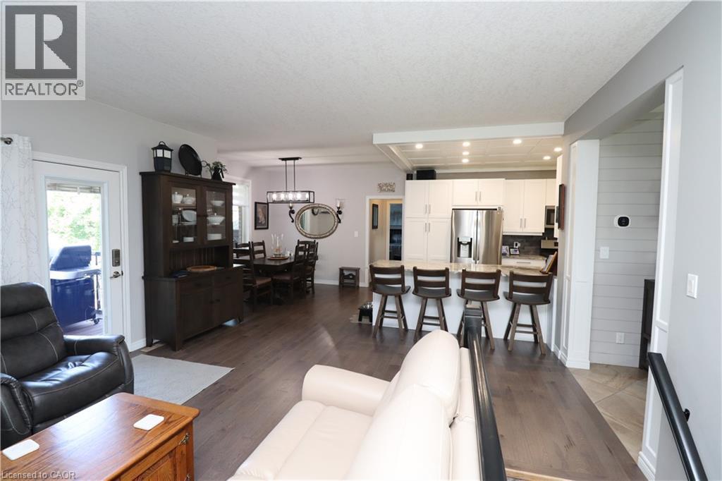 












42 GRAYDON Drive

,
Mount Elgin,




Ontario
N0J1N0

