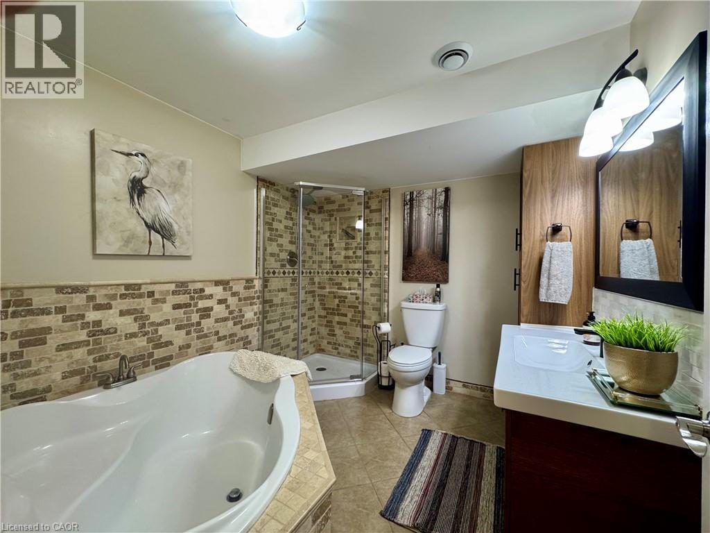












42 GRAYDON Drive

,
Mount Elgin,




Ontario
N0J1N0

