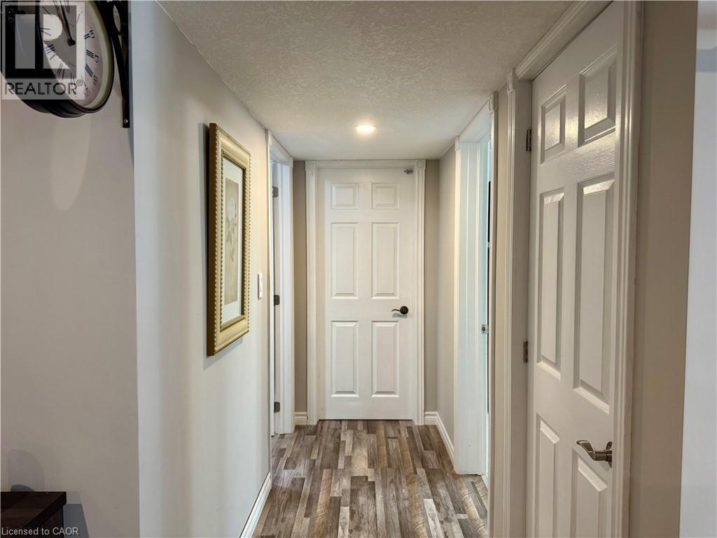 












42 GRAYDON Drive

,
Mount Elgin,




Ontario
N0J1N0

