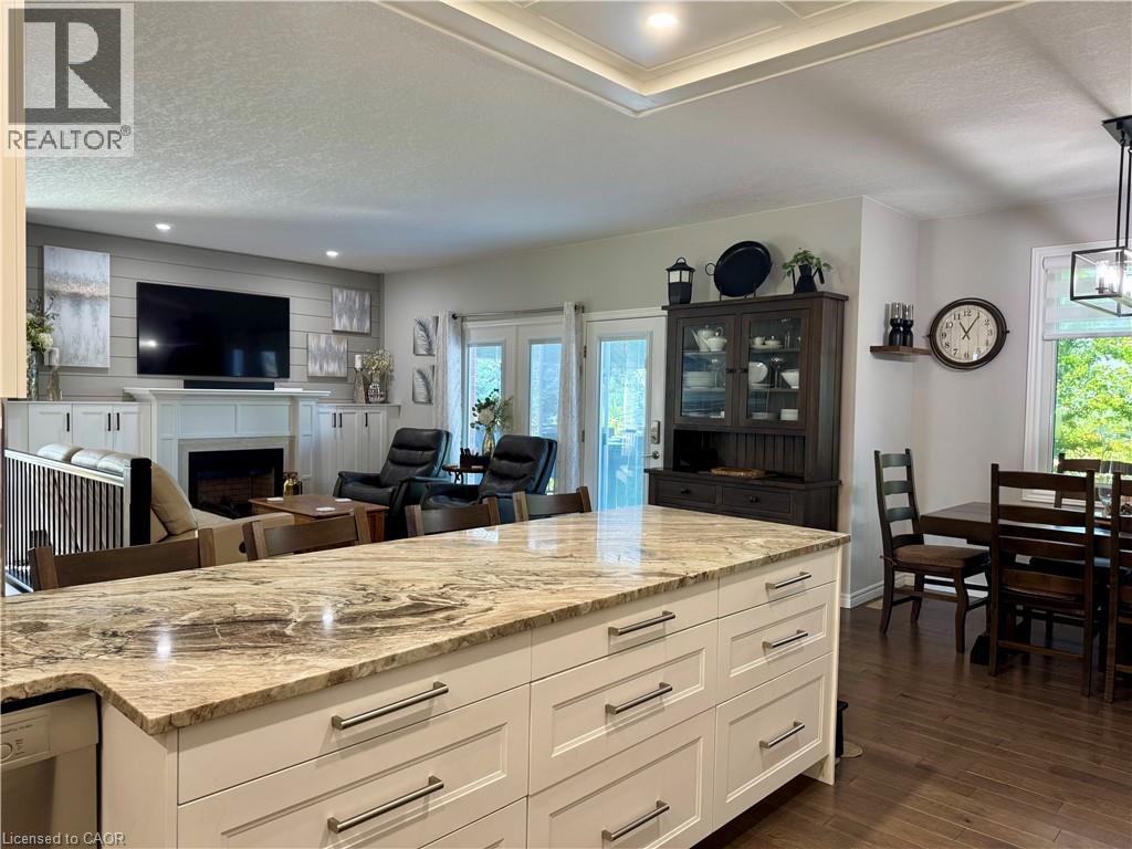 












42 GRAYDON Drive

,
Mount Elgin,




Ontario
N0J1N0

