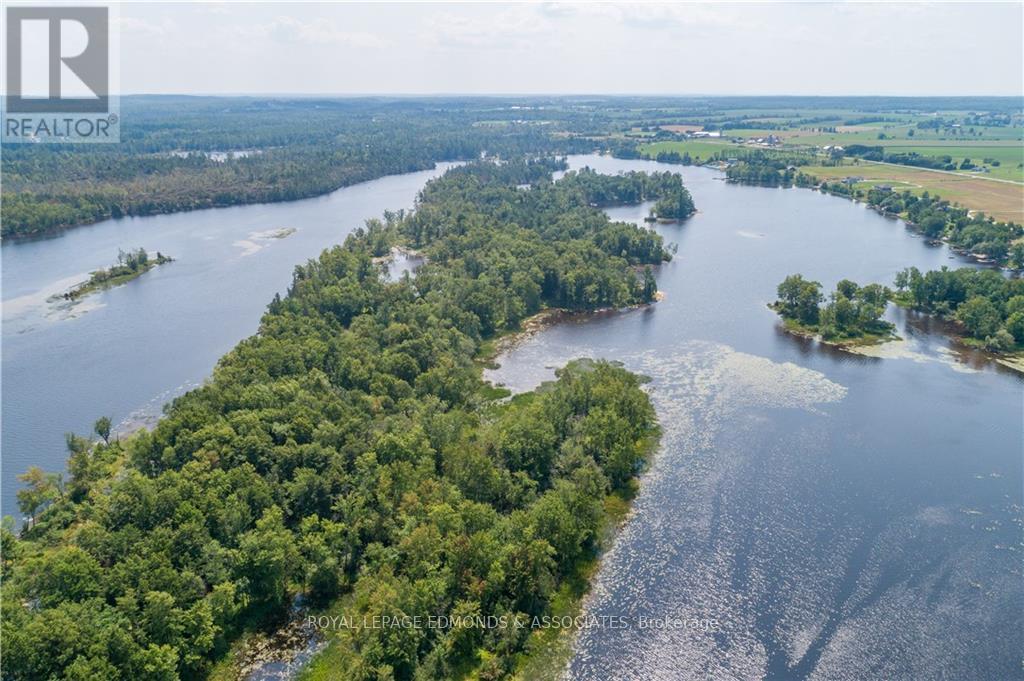 












0 BUTTERNUT ISLAND

,
Whitewater Region,







Ontario
K0J1C0

