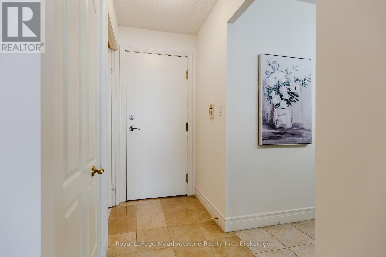 












1016 - 5418 YONGE STREET

,
Toronto (Willowdale West),




Ontario
M2N6X4


