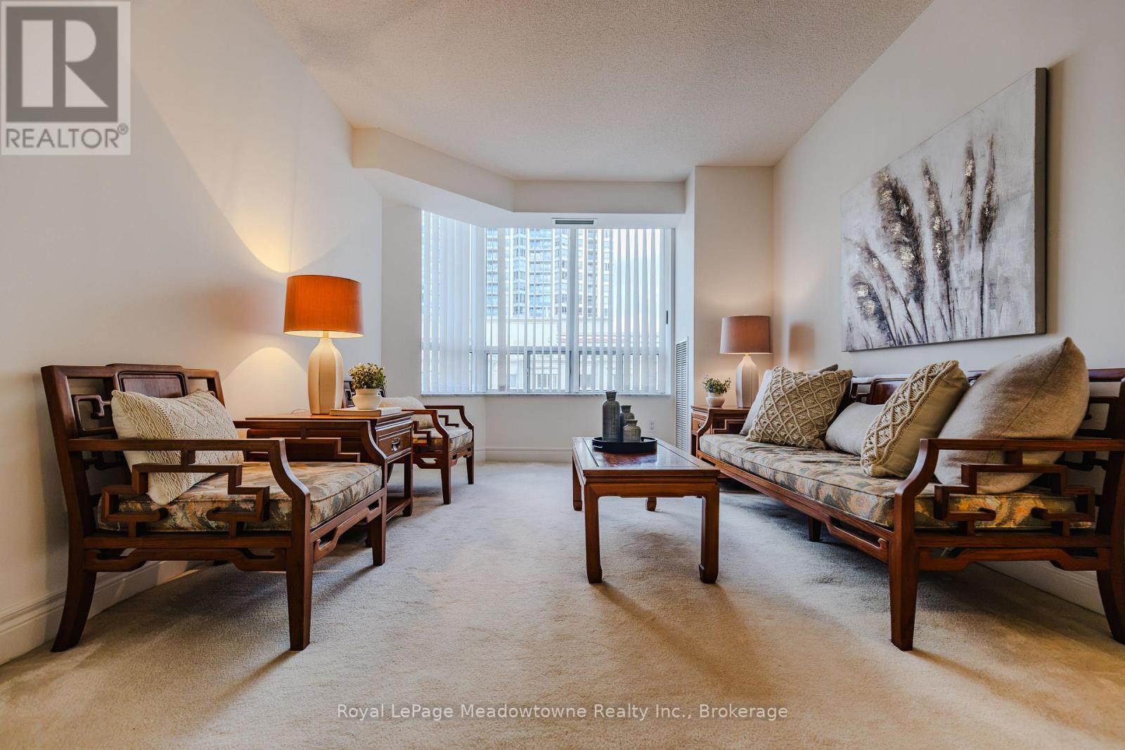 












1016 - 5418 YONGE STREET

,
Toronto (Willowdale West),




Ontario
M2N6X4

