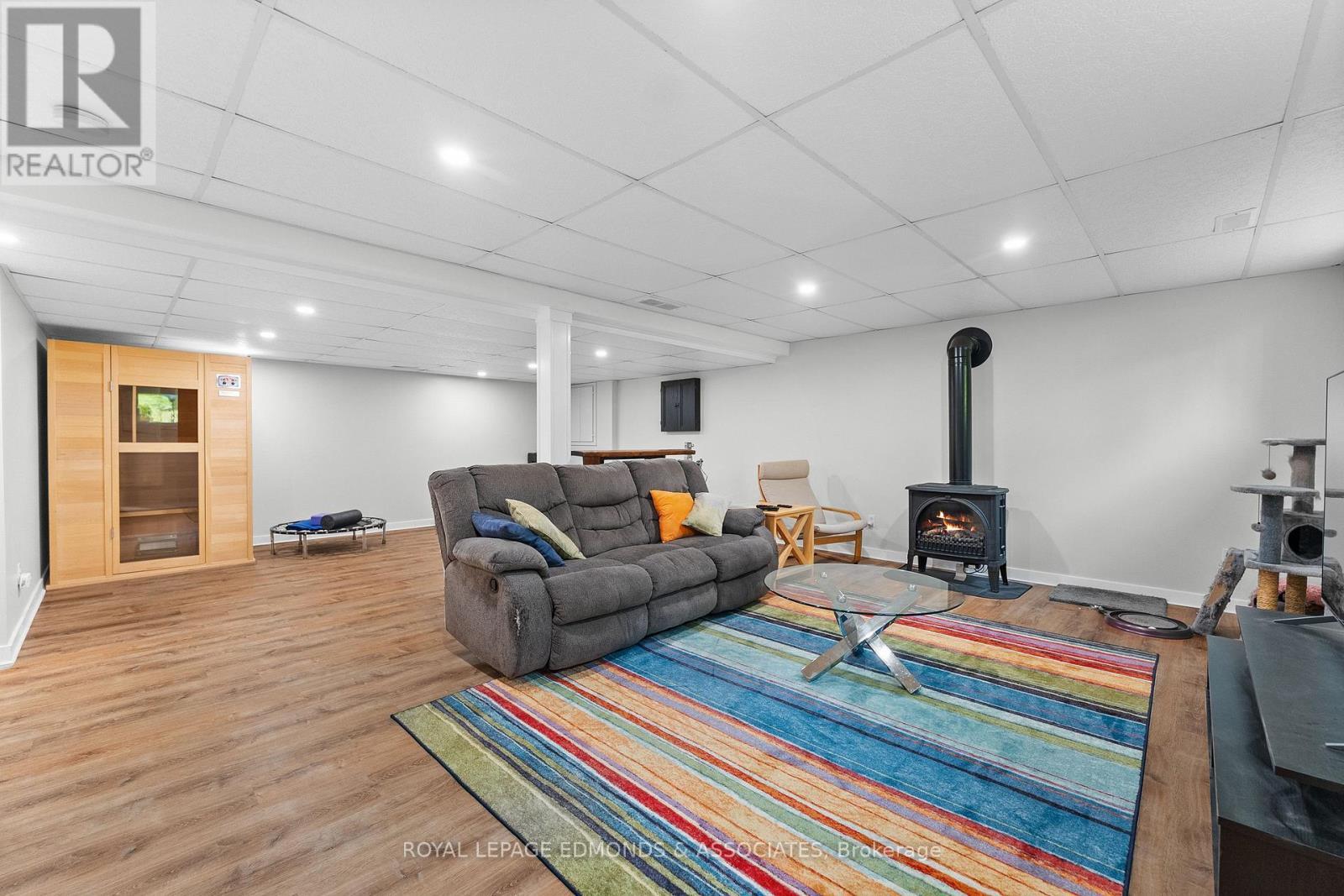 












57 KRAUSE STREET

,
Laurentian Valley,




Ontario
K8A5L8

